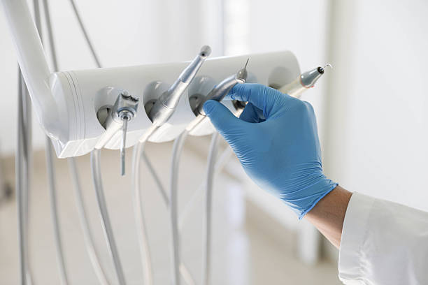 Professional Emergency Dentist technician working in Pine Hills, CA